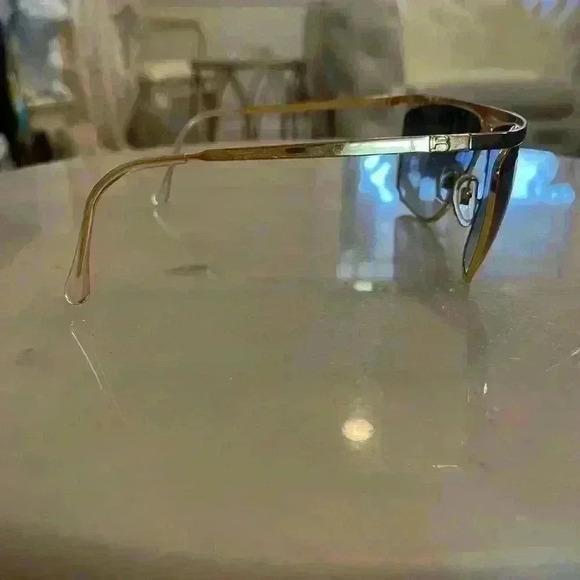 Vintage Laura Biagiotti Oversized Black & Gold 1980 Sunglasses T/36-95 RARE main image 5